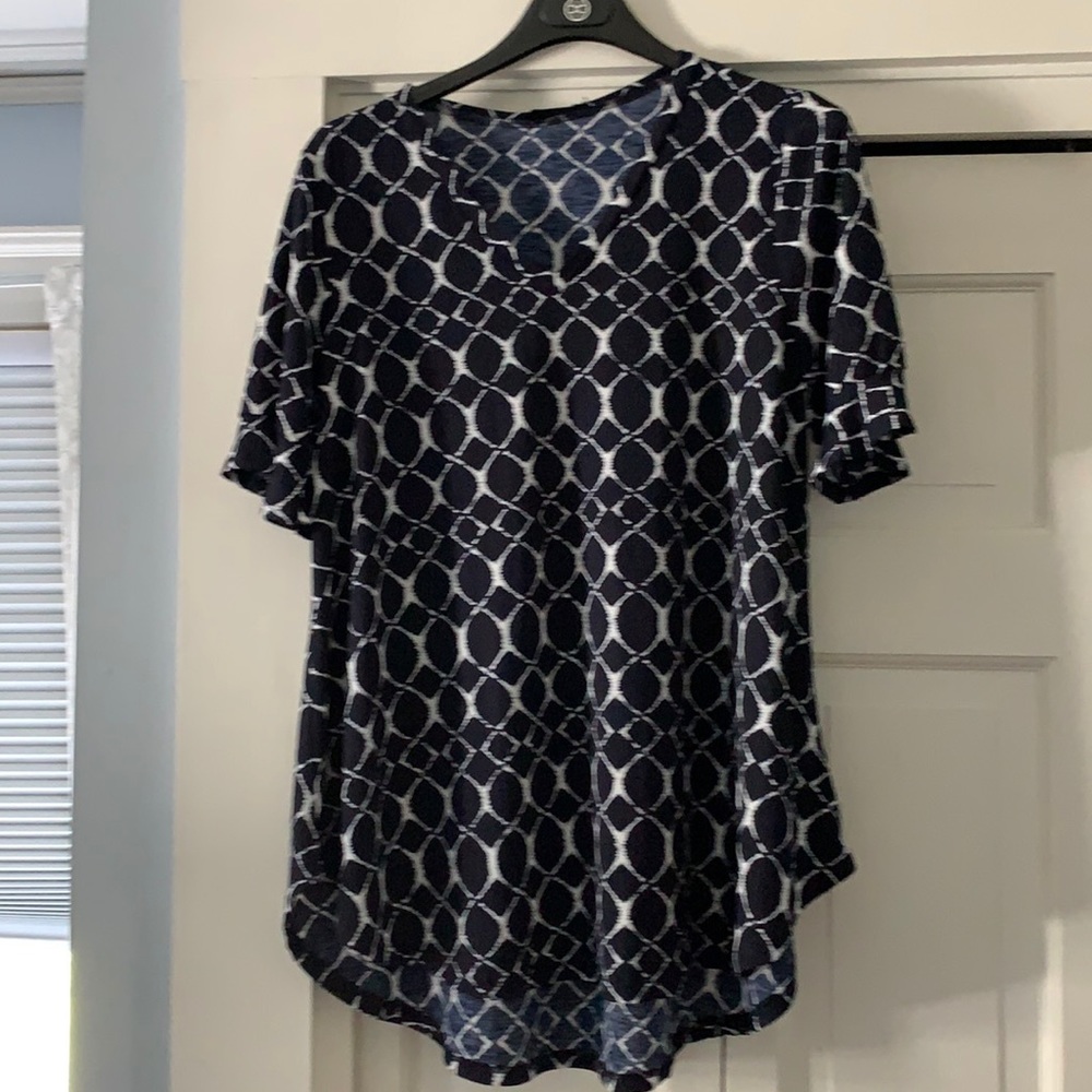 Navy blue and white top